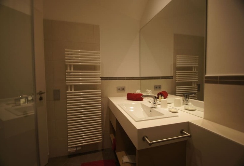 غرفة كومفورت فردية, Deutsches Haus