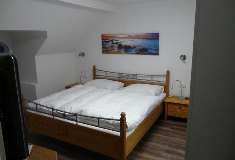 带2个卧室的公寓, Garni Ammergauer Hof