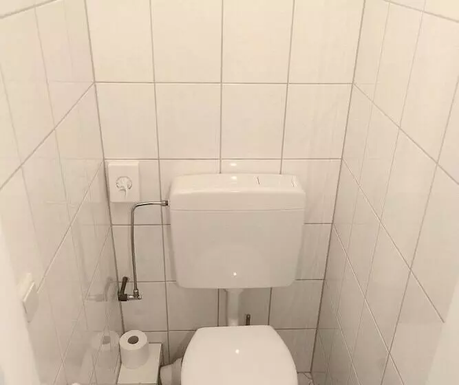 اتاق استاندارد یک نفره, Garni Kluth