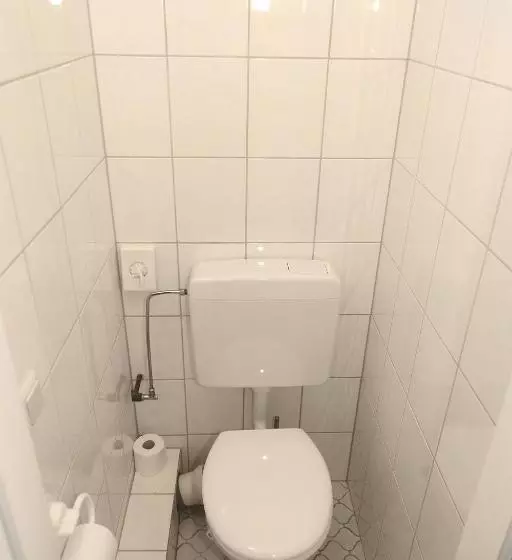 اتاق استاندارد یک نفره, Garni Kluth