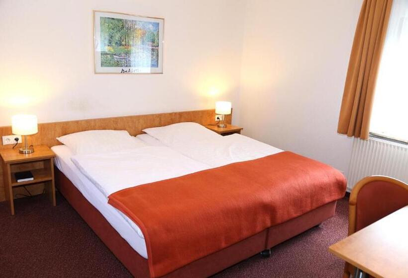 غرفة قياسية حمام مشترك, Garni Kluth