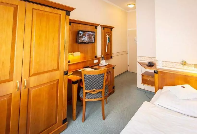 Economy Single Room, Krupp