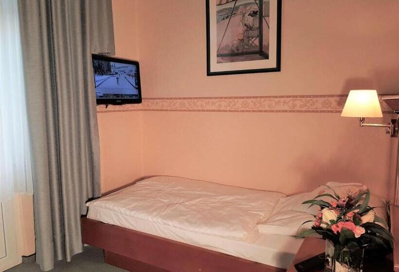 Economy Single Room, Krupp