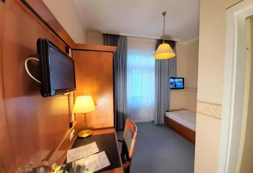 Economy Single Room, Krupp