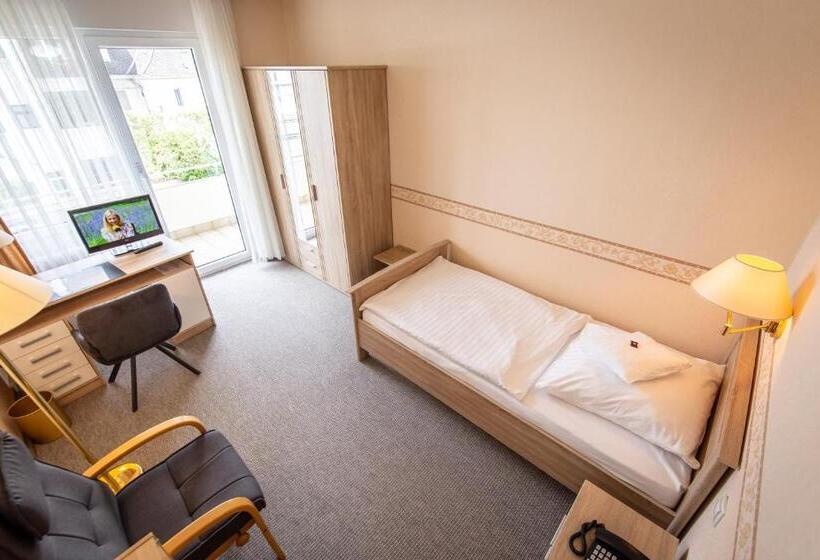 Standard Single Room, Krupp