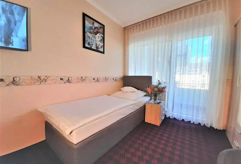 Standard Room, Krupp