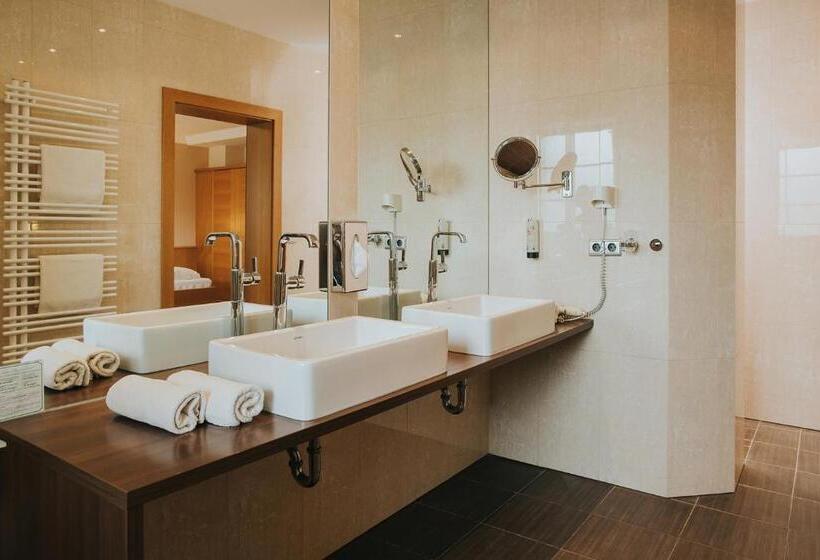 수피리어 스위트, Ortner S Resort