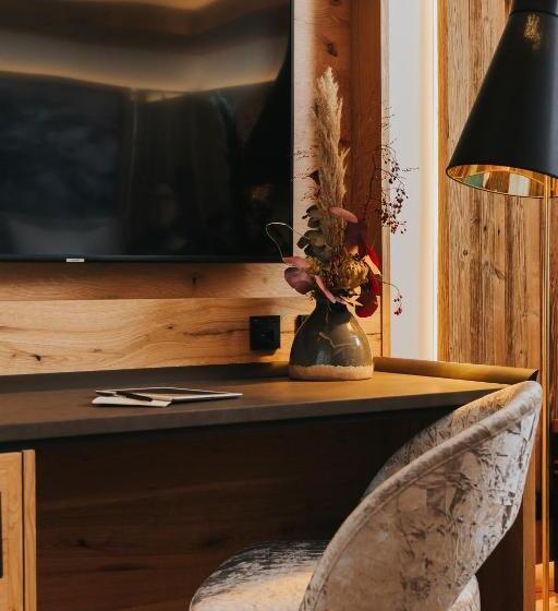 디럭스 주니어 스위트, Ortner S Resort