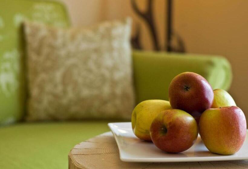 디럭스 스위트, Ortner S Resort