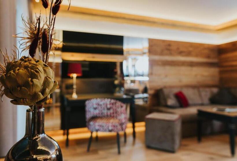 디럭스 주니어 스위트, Ortner S Resort