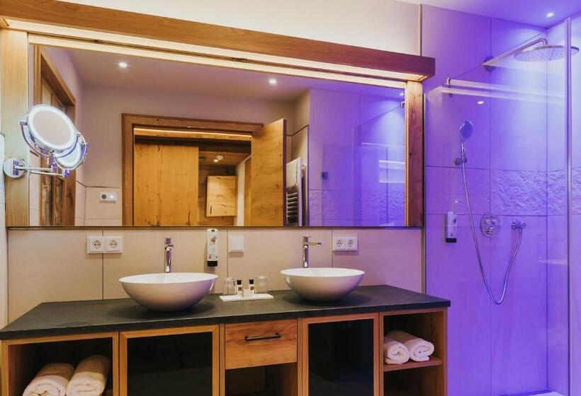 디럭스 주니어 스위트, Ortner S Resort