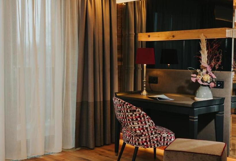 Полулюкс Повышенной Комфортности, Ortner S Resort