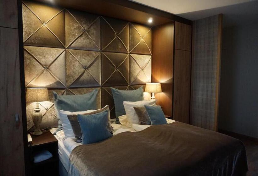 バルコニー付きスタンダードルーム, Rüdesheimer Hof   Superior