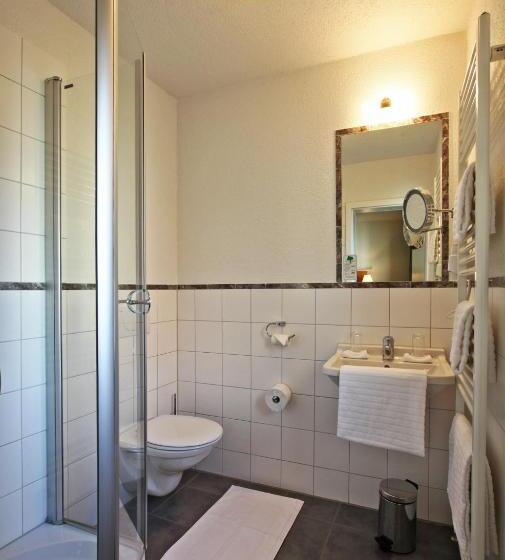 Номер Стандарт, Adler Garni