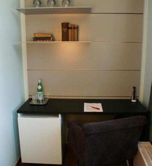 标准单人间, Rosenmeer