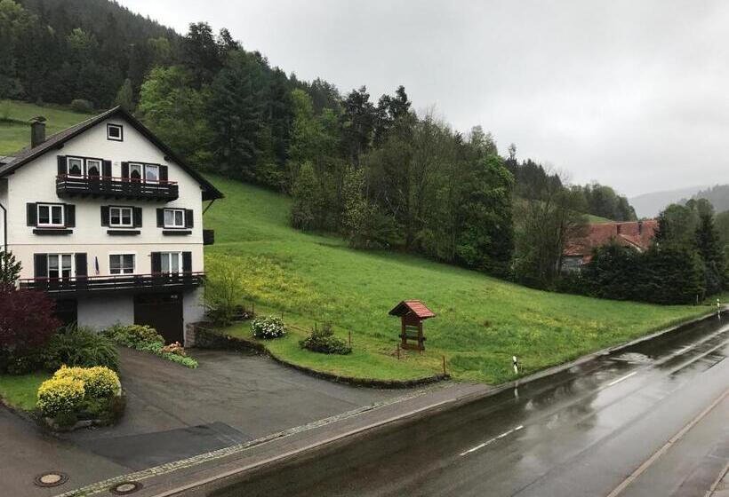 スタンダードトリプルルーム, Schwanen Resort