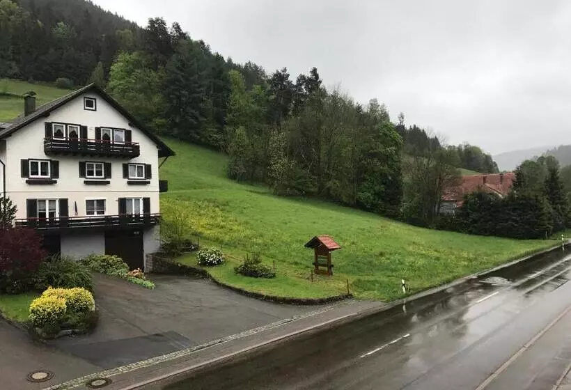 スタンダードトリプルルーム, Schwanen Resort