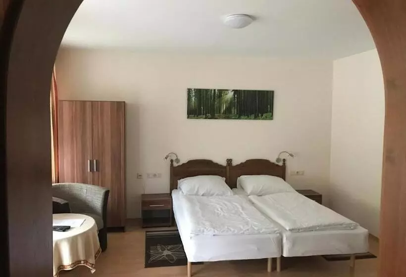 コンフォートトリプルルーム, Schwanen Resort