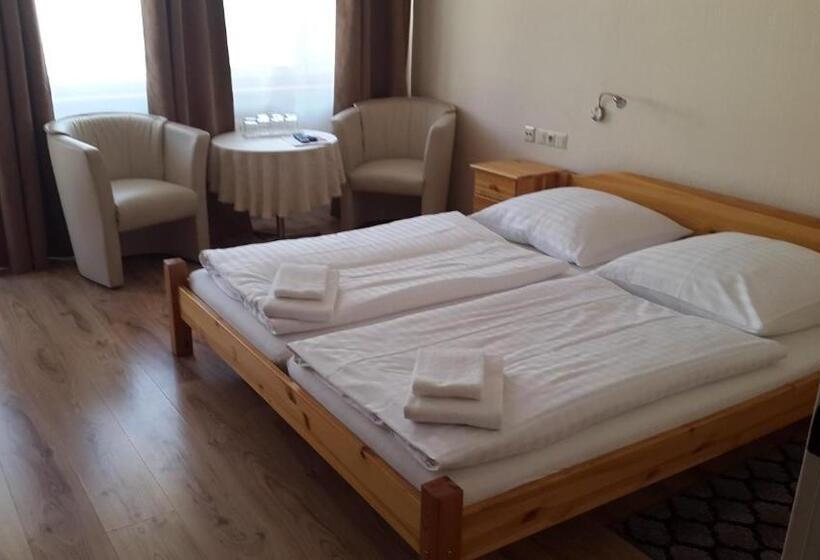 コンフォートトリプルルーム, Schwanen Resort