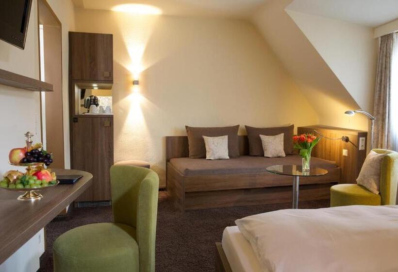 Номер Комфорт, Warteck