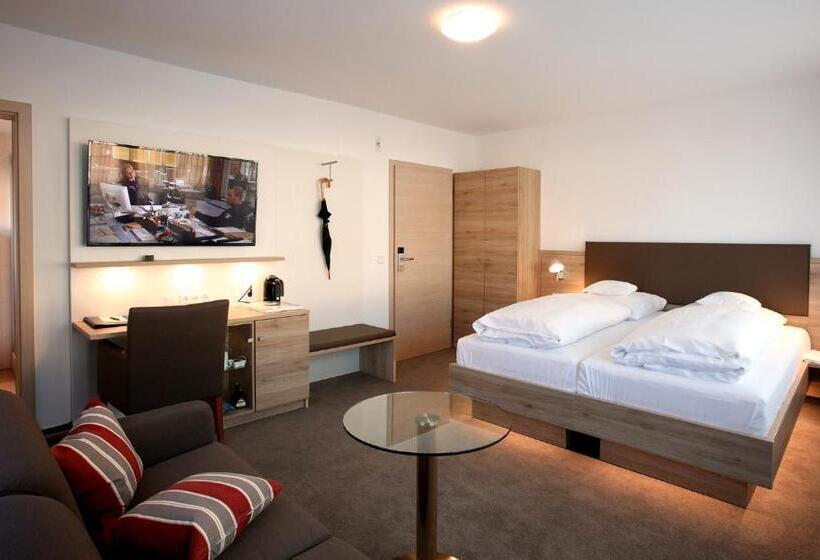 Номер Комфорт, Warteck