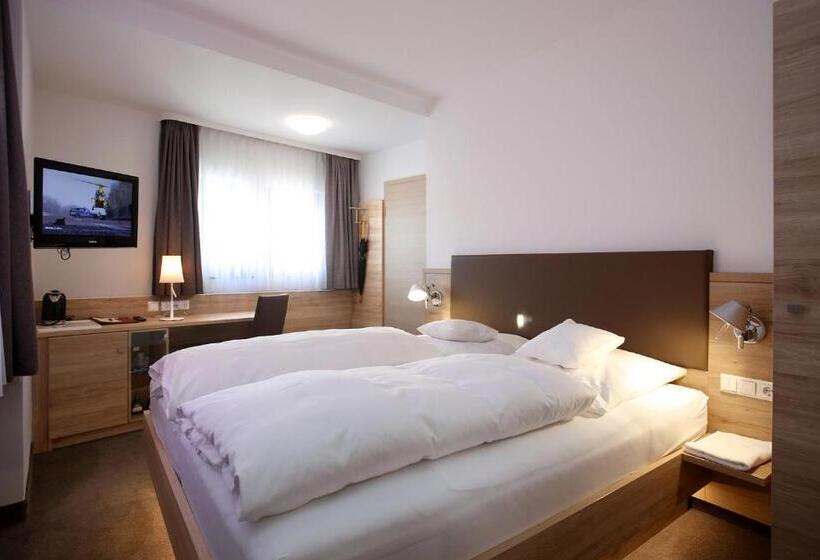 Номер Стандарт, Warteck