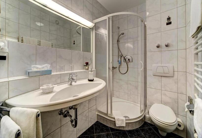 Номер Стандарт Индивидуальный, Wellnesshotel Hofbräuhaus