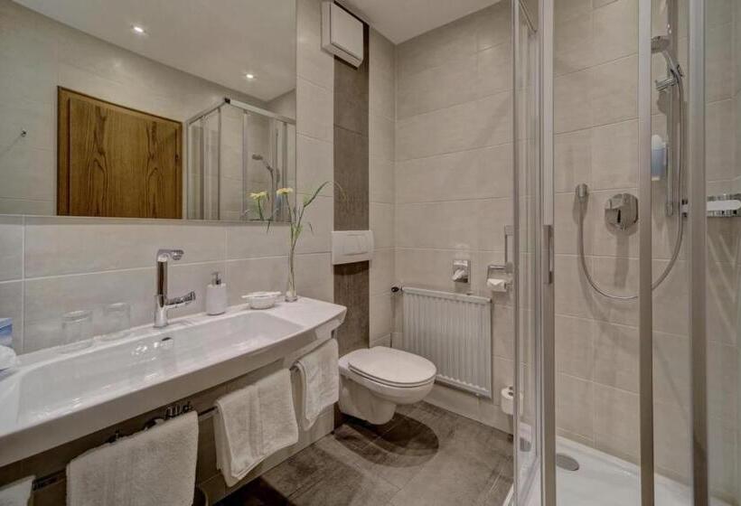 Номер Стандарт, Wellnesshotel Hofbräuhaus