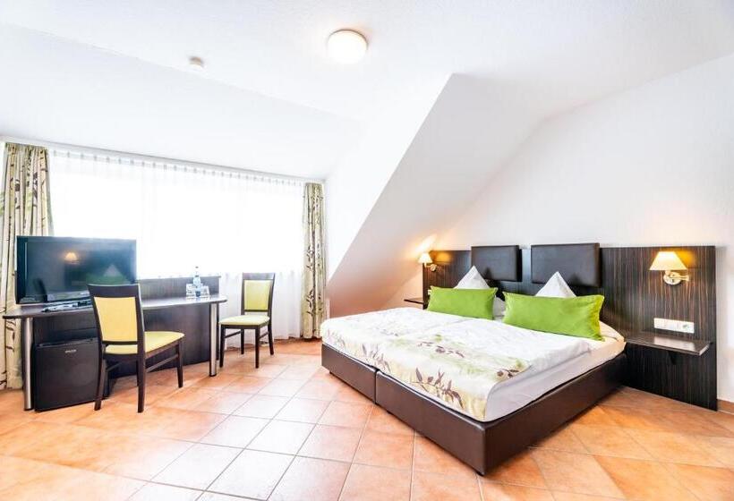 Номер Стандарт, My Airport Hotel Stuttgart Airport Messe