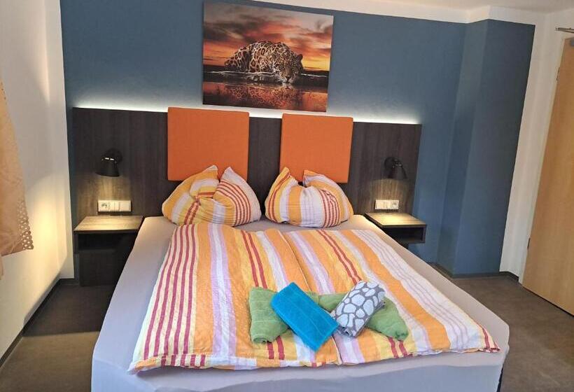 חדר דלוקס עם מרפסת, Gästehaus Alpina