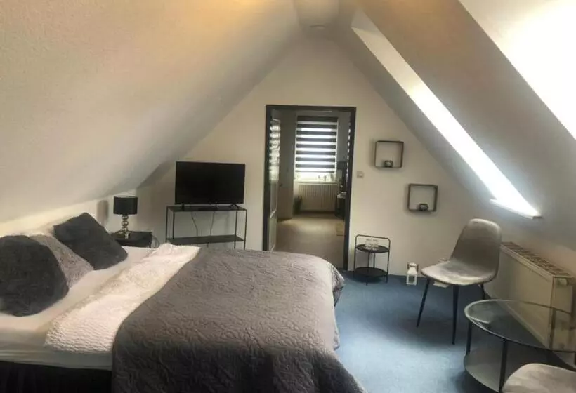 اتاق استاندارد چهار تخته, Altstadt Hotel Gosequell