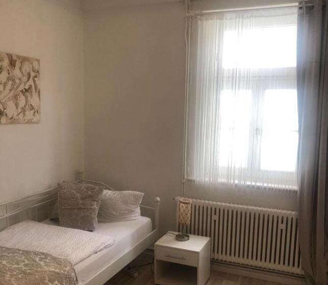 스탠다드 트리플 룸, Altstadt Hotel Gosequell