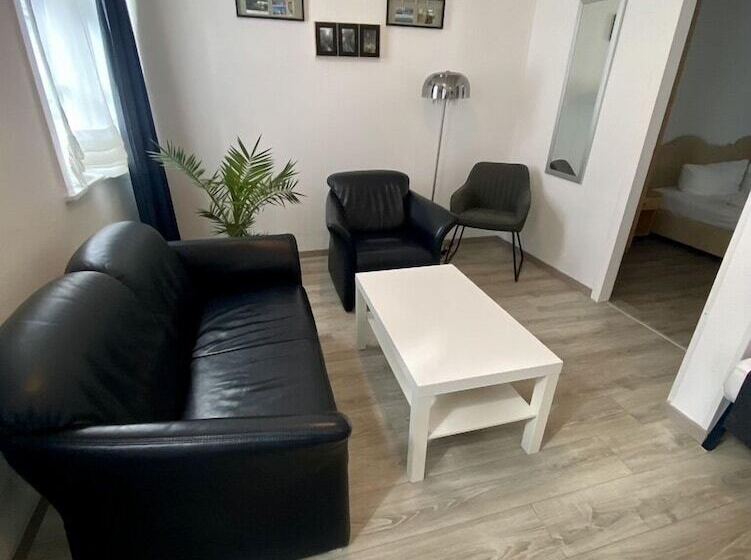 스탠다드 트리플 룸, Altstadt Hotel Gosequell