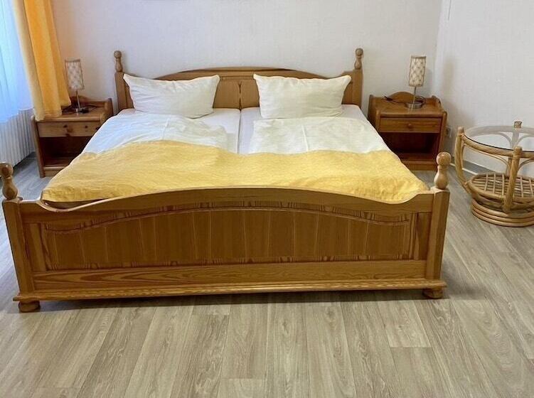 4인용 스탠다드 룸, Altstadt Hotel Gosequell