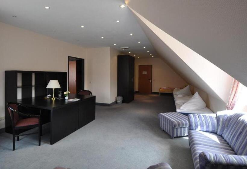 غرفة عائلية, City Hotel Aschersleben