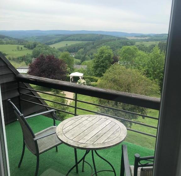 스탠다드 룸, Albus