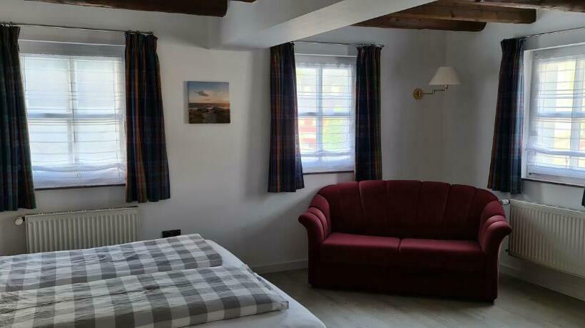 スタンダードルーム, Bergischer Hof