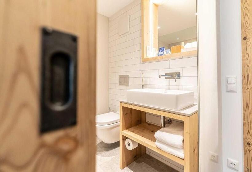 Номер Стандарт, Blaue Gams S