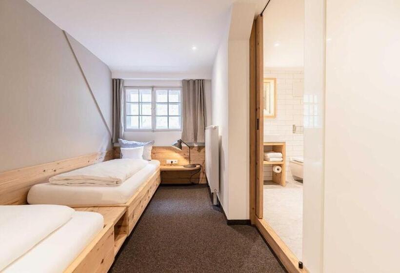 Номер Стандарт, Blaue Gams S