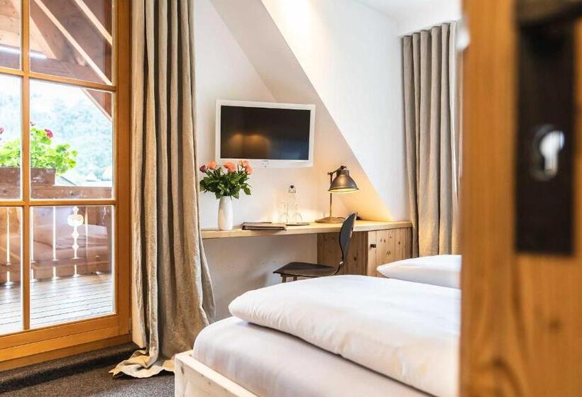 Семейный Номер, Blaue Gams S