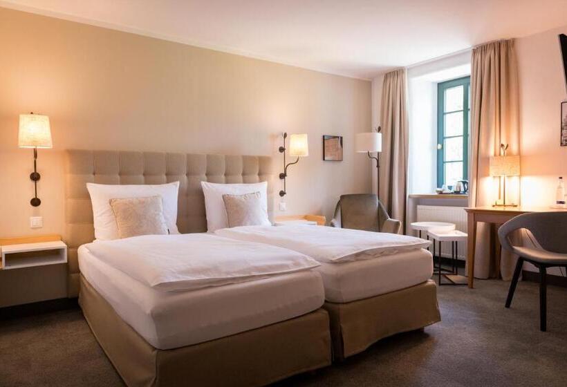 스탠다드 룸, Burg Obbendorf