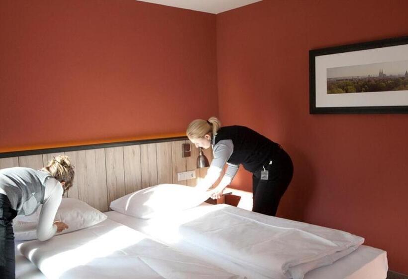 스탠다드 룸, Dock1