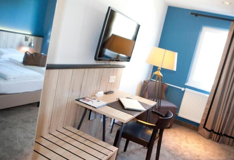 스탠다드 룸, Dock1