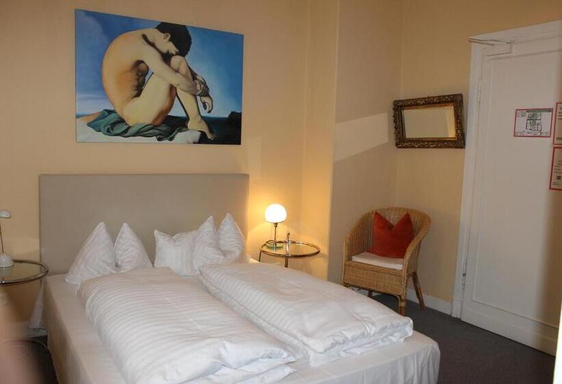 스탠다드 싱글 룸, Drei Kronen