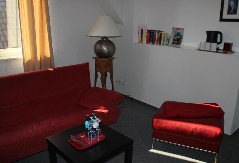 주니어 스위트, Drei Kronen