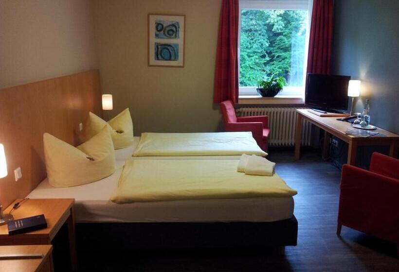 スタンダードルーム, Fit