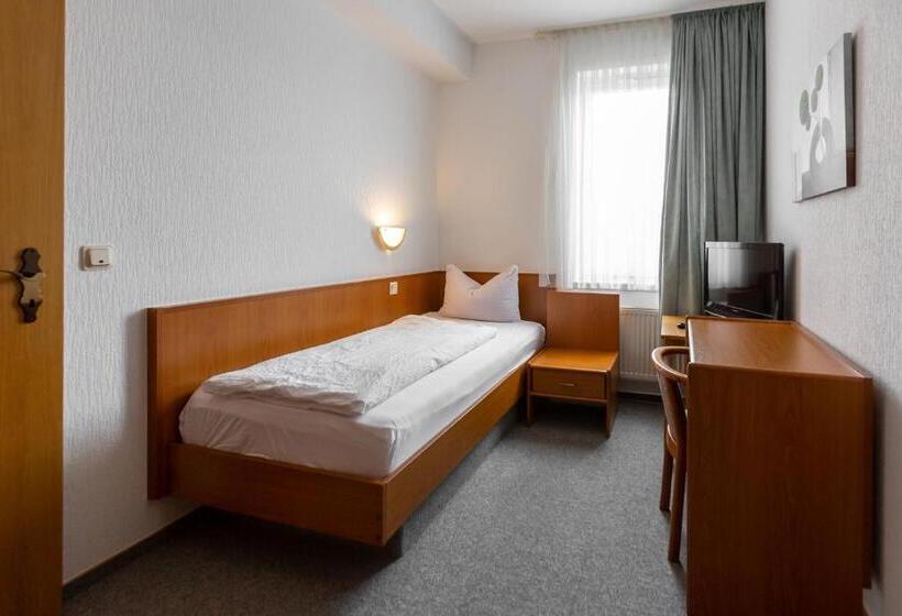 غرفة قياسية فردية, Fröhlich Höche