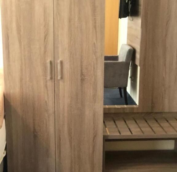 스탠다드 싱글 룸, Junkerhaus