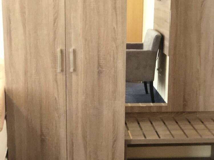 스탠다드 룸, Junkerhaus