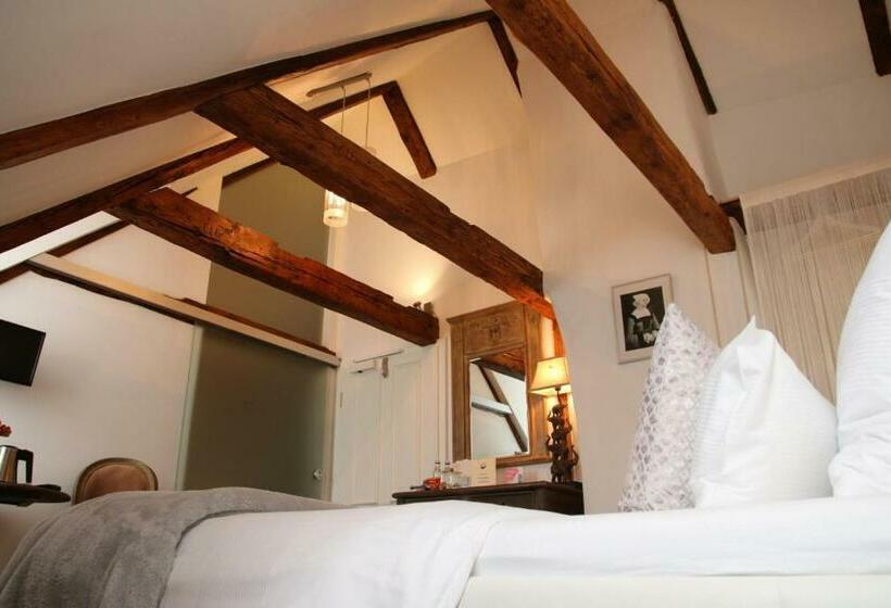 Номер Комфорт, L Ostello Altstadt